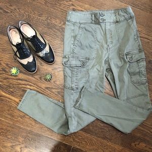American Eagle Outfitters Khaki Cargo Pant